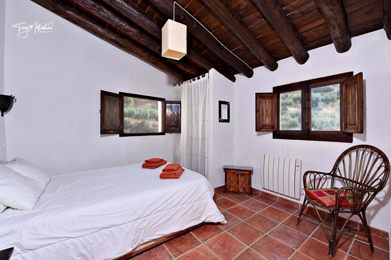 La Casa Del Agua Guest House Монтефрио Екстериор снимка