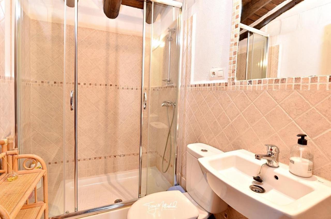 La Casa Del Agua Guest House Монтефрио Екстериор снимка
