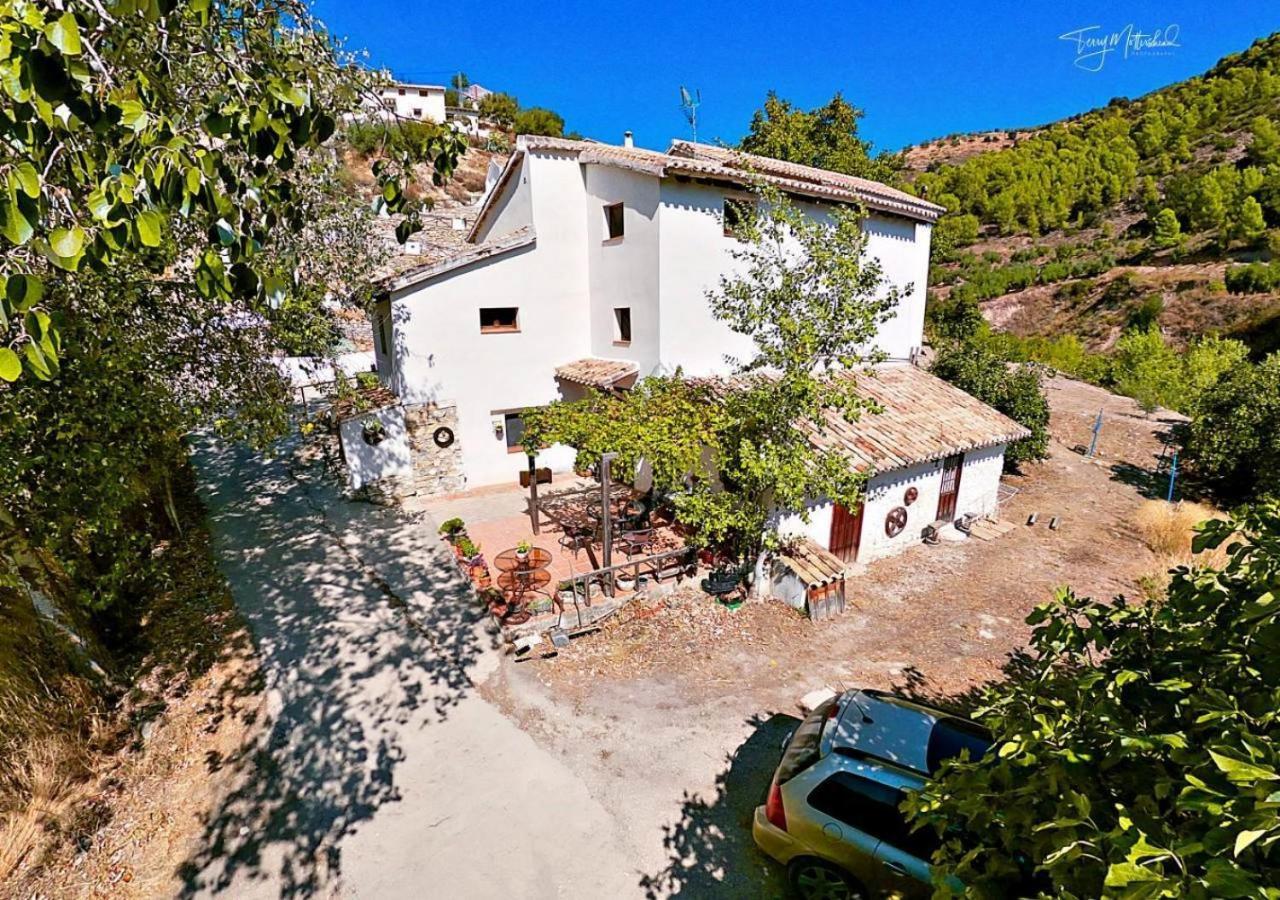 La Casa Del Agua Guest House Монтефрио Екстериор снимка