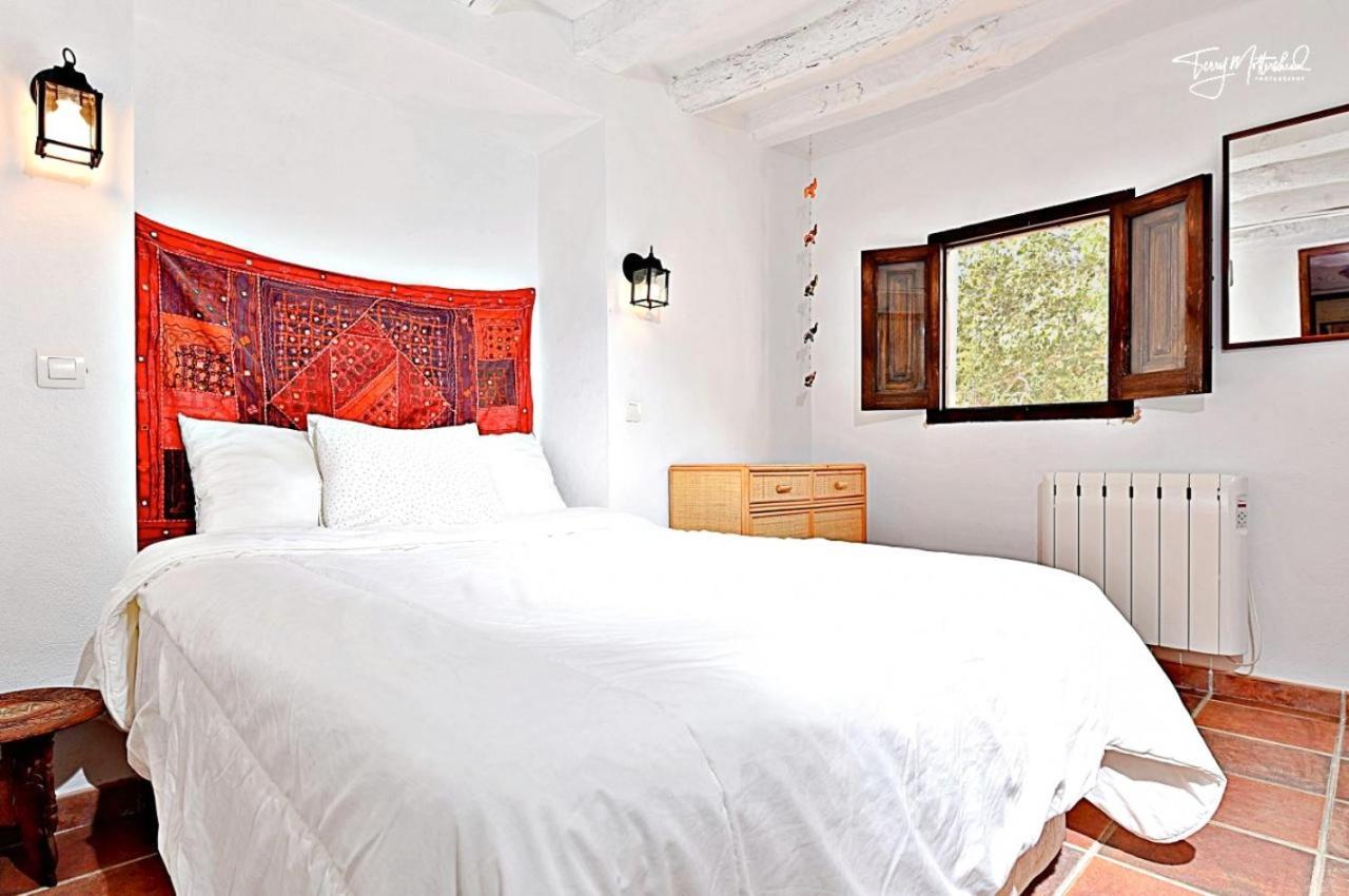 La Casa Del Agua Guest House Монтефрио Екстериор снимка