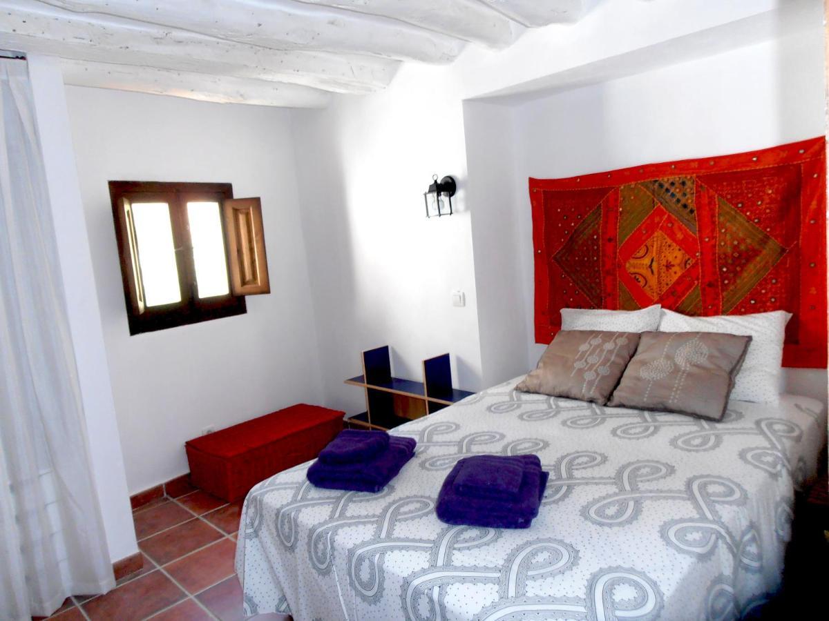 La Casa Del Agua Guest House Монтефрио Екстериор снимка